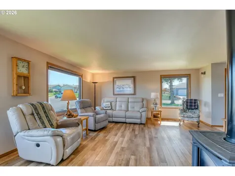 17 SE Kirk Avenue Pendleton OR 97801