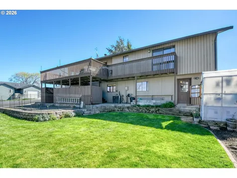 17 SE Kirk Avenue Pendleton OR 97801