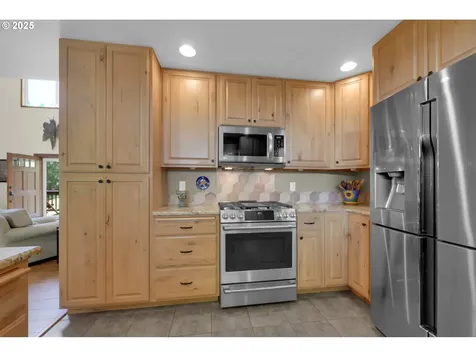 23859 Suttle Road Veneta OR 97487