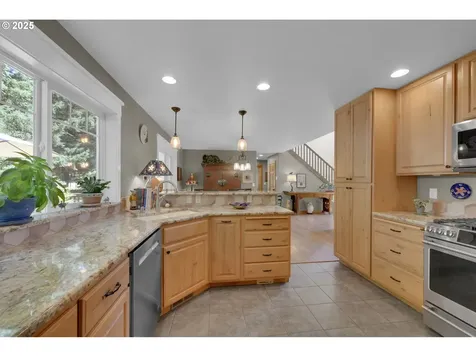 23859 Suttle Road Veneta OR 97487