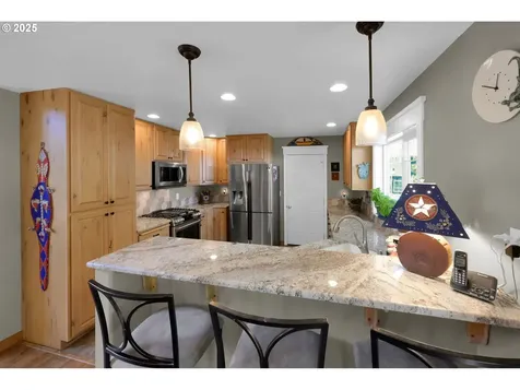 23859 Suttle Road Veneta OR 97487