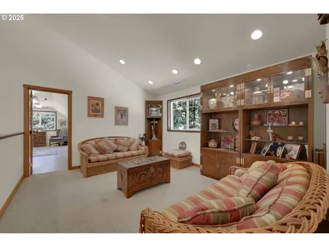 23859 Suttle Road Veneta OR 97487