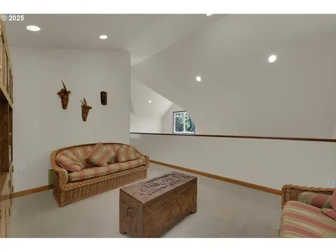 23859 Suttle Road Veneta OR 97487