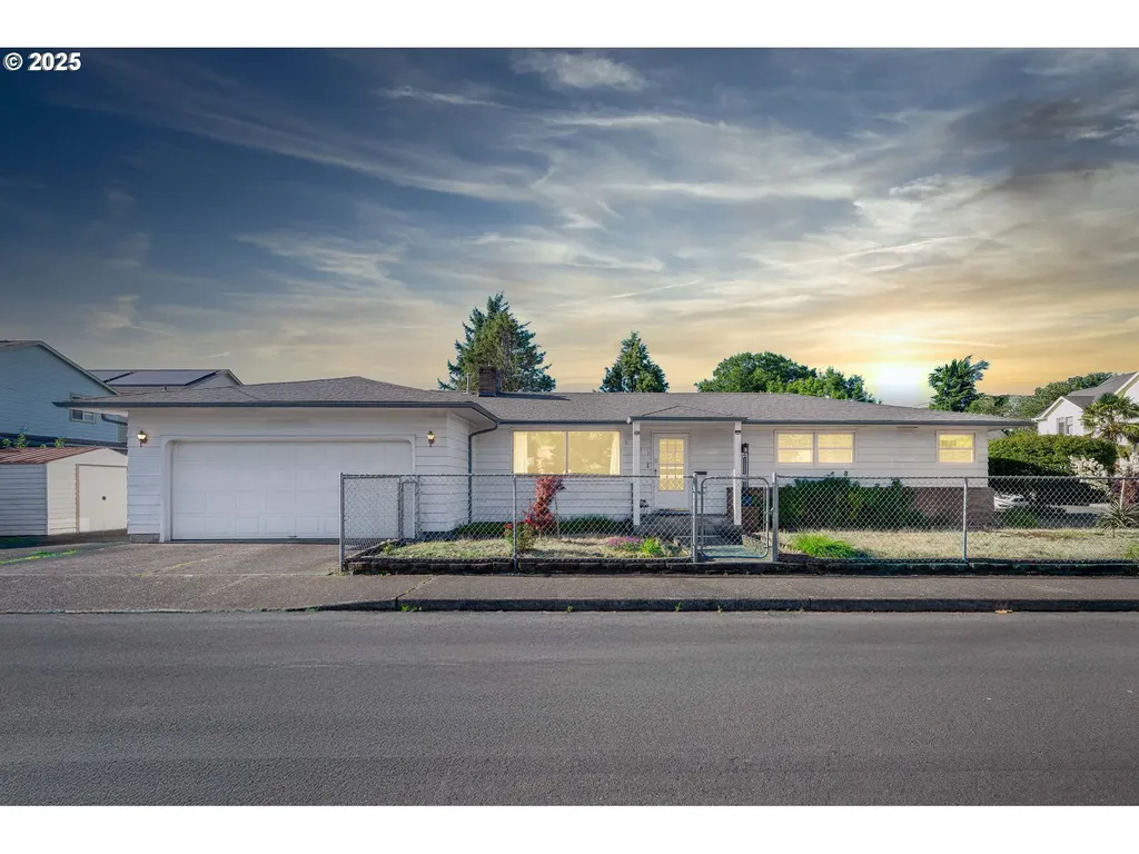 8931 SE Cora Street Portland OR 97266