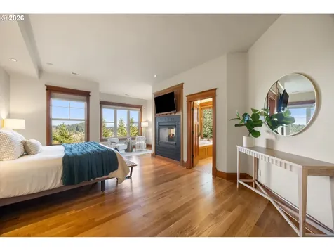 10300 SE Sun Burst Way Happy Valley OR 97086