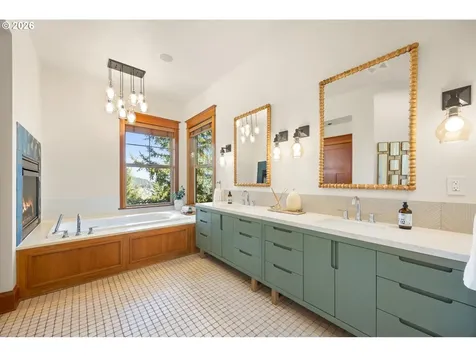 10300 SE Sun Burst Way Happy Valley OR 97086