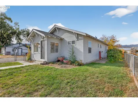 2515 11th Street Baker City OR 97814
