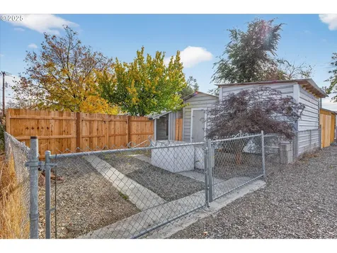 2515 11th Street Baker City OR 97814