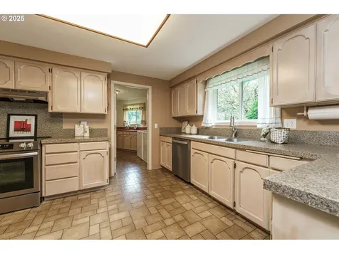 10321 NE 157th Avenue Vancouver WA 98682