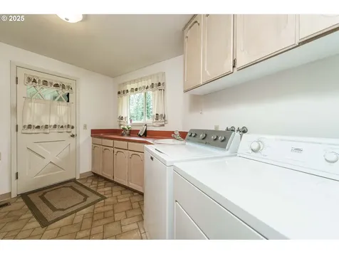 10321 NE 157th Avenue Vancouver WA 98682