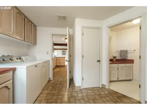 10321 NE 157th Avenue Vancouver WA 98682