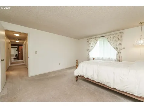 10321 NE 157th Avenue Vancouver WA 98682