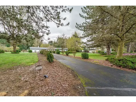 10321 NE 157th Avenue Vancouver WA 98682