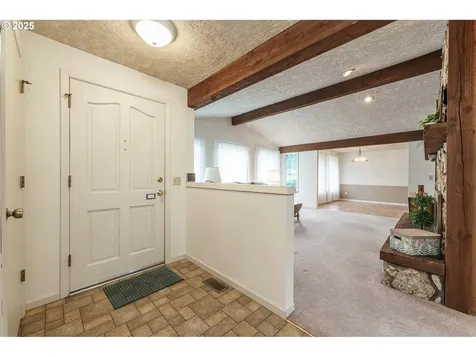 10321 NE 157th Avenue Vancouver WA 98682