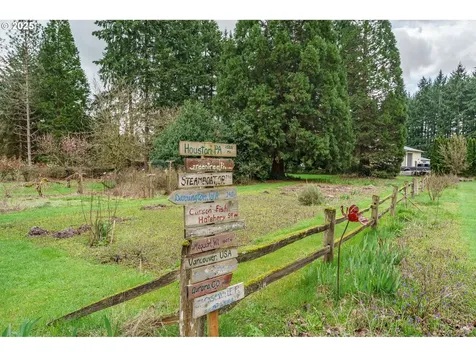10321 NE 157th Avenue Vancouver WA 98682