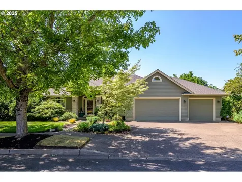 2910 Grand Cayman Drive Eugene OR 97408