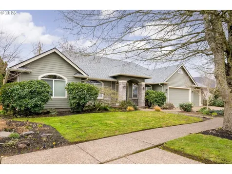 2910 Grand Cayman Drive Eugene OR 97408