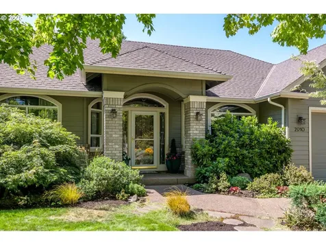 2910 Grand Cayman Drive Eugene OR 97408