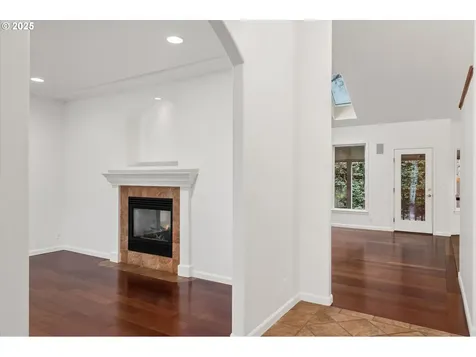 2910 Grand Cayman Drive Eugene OR 97408