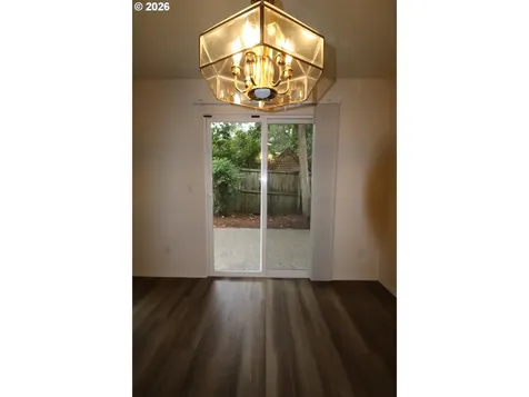 15999 SW 81st Place Portland OR 97224