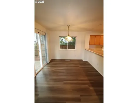 15999 SW 81st Place Portland OR 97224
