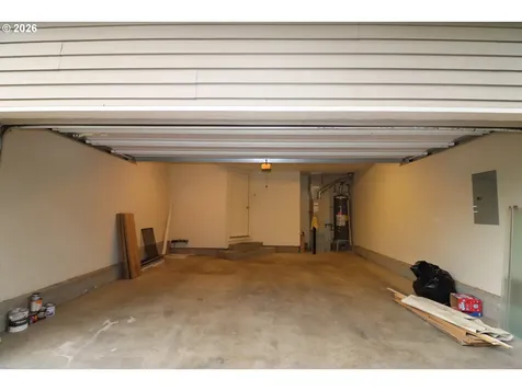 15999 SW 81st Place Portland OR 97224