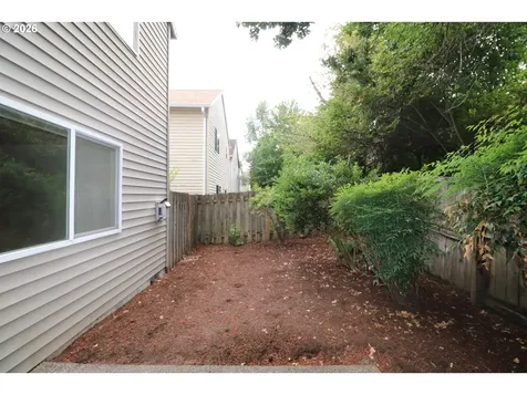 15999 SW 81st Place Portland OR 97224