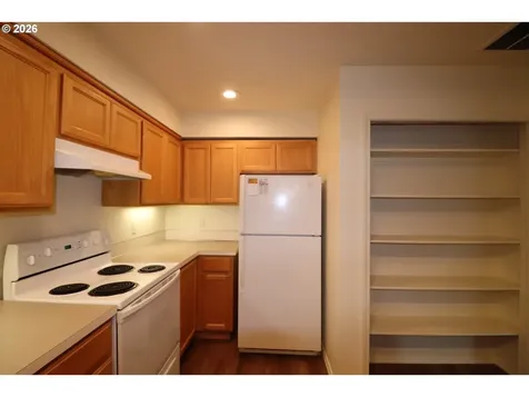 15999 SW 81st Place Portland OR 97224