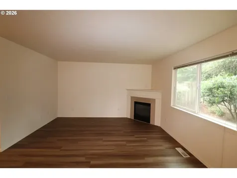 15999 SW 81st Place Portland OR 97224