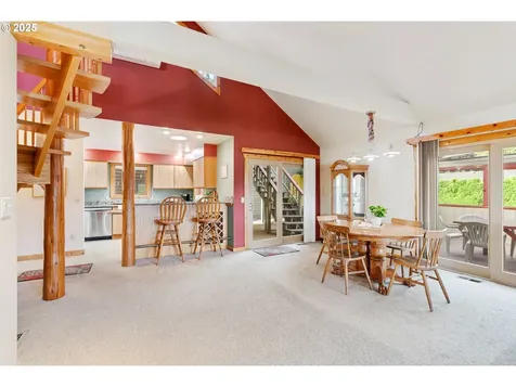 2230 Sherman Avenue Hood River OR 97031