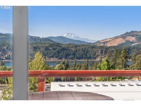 2230 Sherman Avenue Hood River OR 97031
