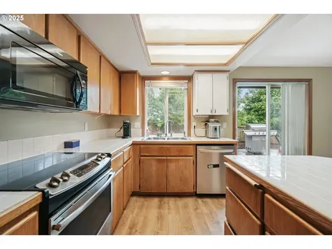 12705 NE 101st Street Vancouver WA 98682