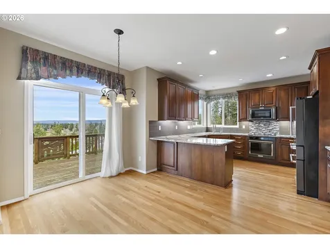 16490 SW Taft Court Beaverton OR 97007
