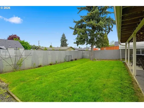 430 S 37th Place Springfield OR 97478