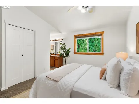 2060 SW 208th Avenue Beaverton OR 97003