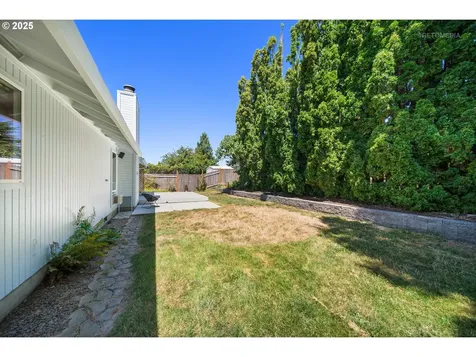 2060 SW 208th Avenue Beaverton OR 97003