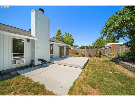 2060 SW 208th Avenue Beaverton OR 97003