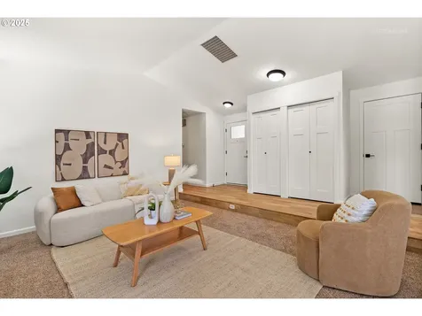 2060 SW 208th Avenue Beaverton OR 97003