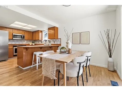 2060 SW 208th Avenue Beaverton OR 97003