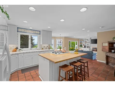 2902 NW Shenandoah Terrace Portland OR 97210