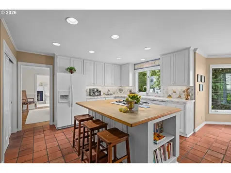 2902 NW Shenandoah Terrace Portland OR 97210