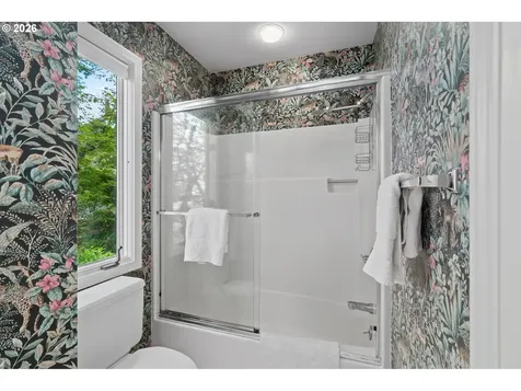 2902 NW Shenandoah Terrace Portland OR 97210
