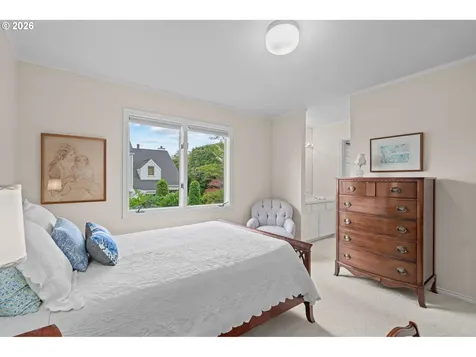 2902 NW Shenandoah Terrace Portland OR 97210