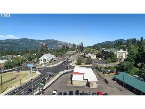 2727 Cascade Avenue Hood River OR 97031