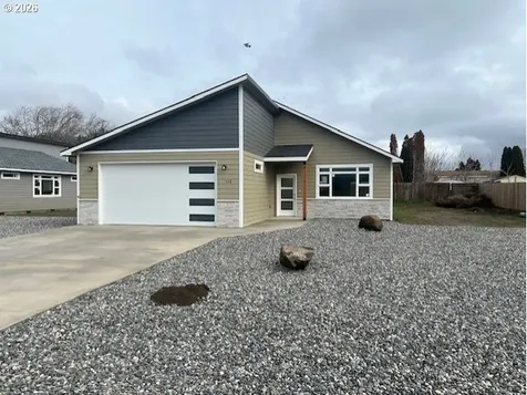 332 Lolly Lane Dallesport WA 98617