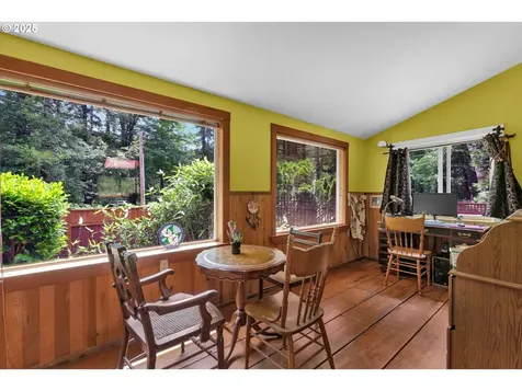 91625 W Fork Road Deadwood OR 97430
