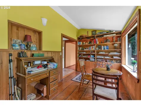 91625 W Fork Road Deadwood OR 97430