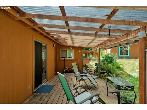 91625 W Fork Road Deadwood OR 97430