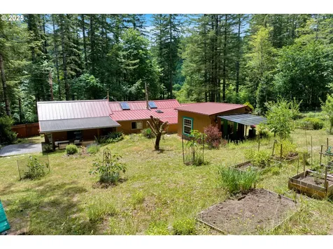 91625 W Fork Road Deadwood OR 97430