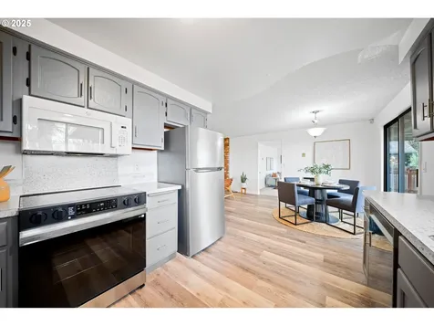 15008 NE 48th Street Vancouver WA 98682